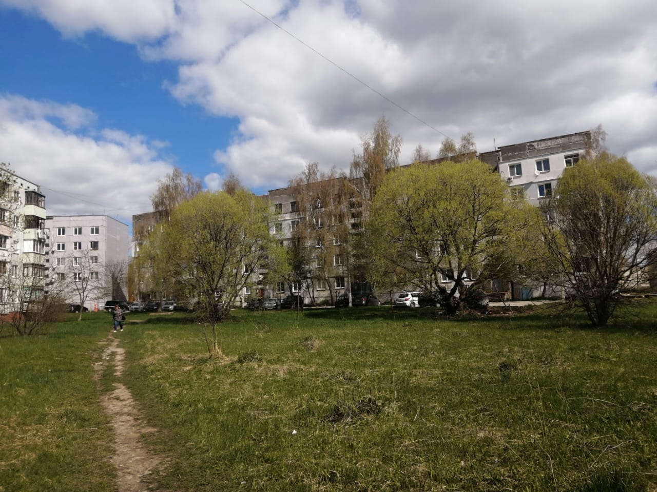 Обустройство спортивной площадки в г. Веневе, по адресу: микрорайон Южный, д. 9.