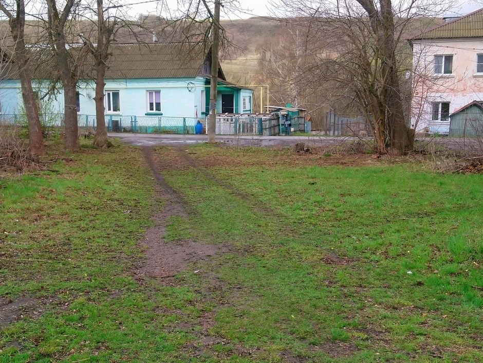 Обустройство детской игровой площадки в поселке Белая Гора города Плавска. Плавский район
