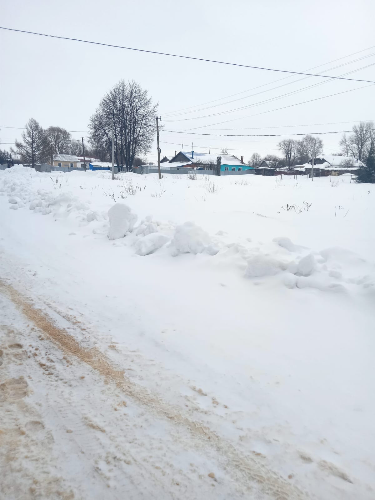 Обустройство детской игровой площадки по адресу: Тепло-Огаревский район, п. Красногвардеец, ул. Центральная, напротив дома №18