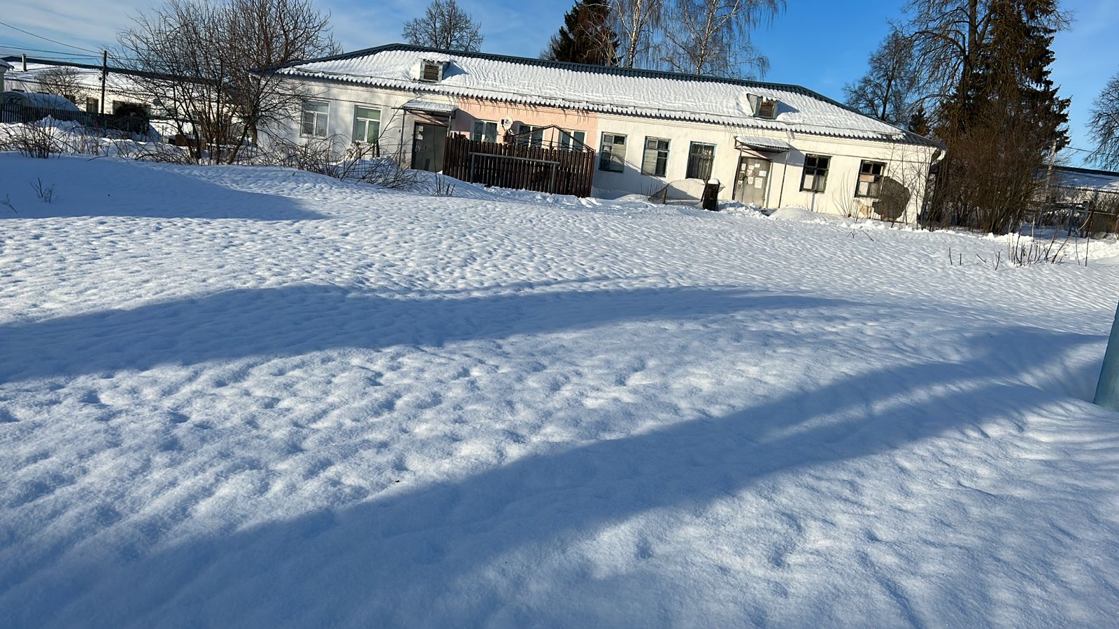 Обустройство детской игровой площадки по адресу: п. Дубна, ул.Садовая, в районе домов №10,12