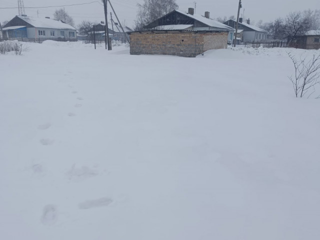 Обустройство детской площадки по адресу: Воловский район, д. Красавка, 35 метров на восток от дома № 29