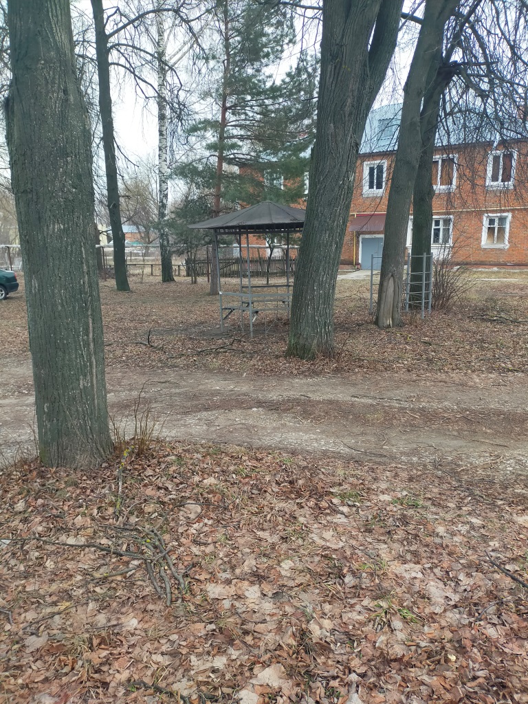 Обустройство детской площадки по адресу: Веневский район, п.Грицовский, ул.Лесная, д.4