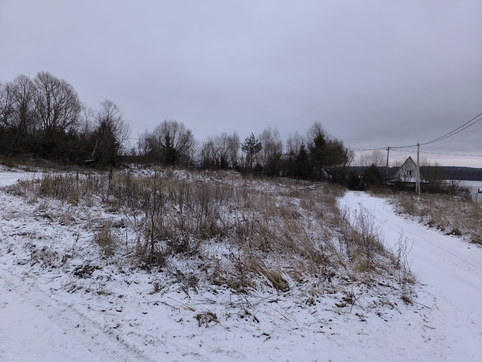 Обустройство  спортивной площадки по адресу: Алексинский район, с. Першино, ул. Дружбы