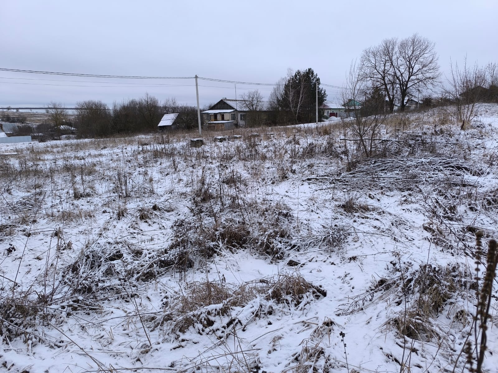 Обустройство  спортивной площадки по адресу: Алексинский район, с. Першино, ул. Дружбы