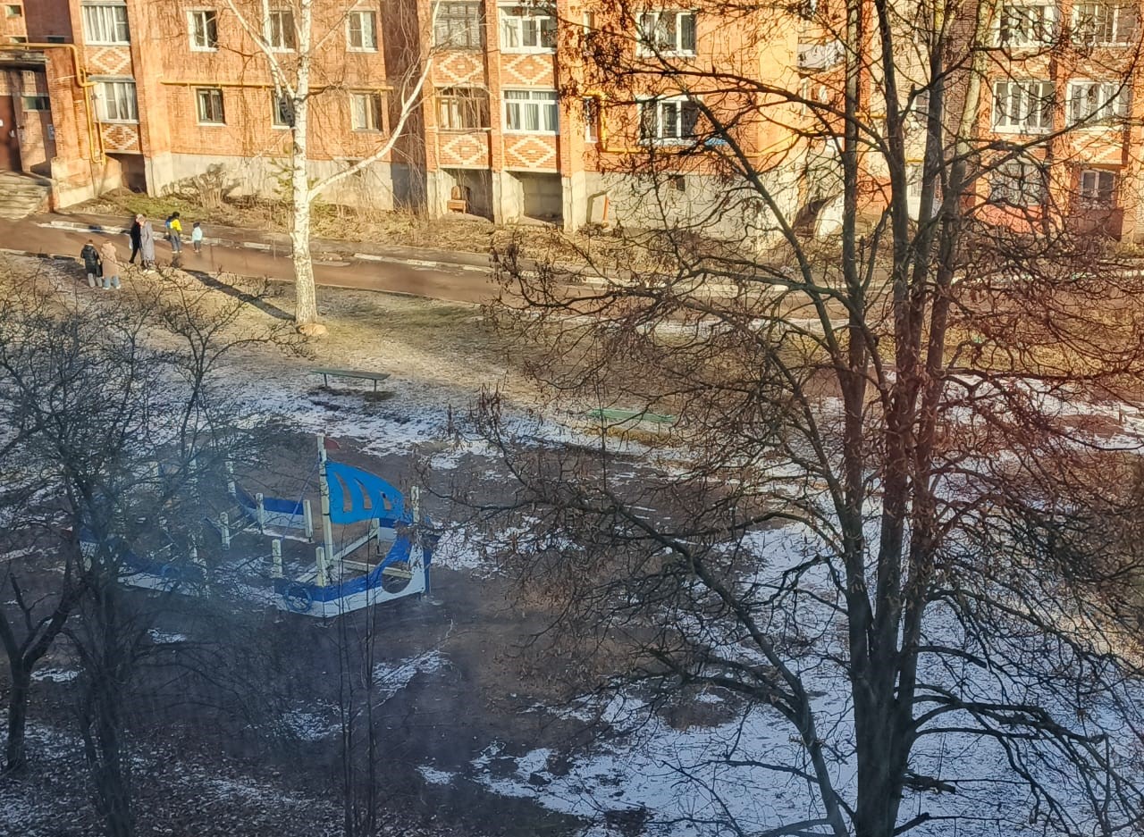 Обустройство детской площадки по адресу: г. Кимовск, ул. Коммунистическая, между домами №15 и №19