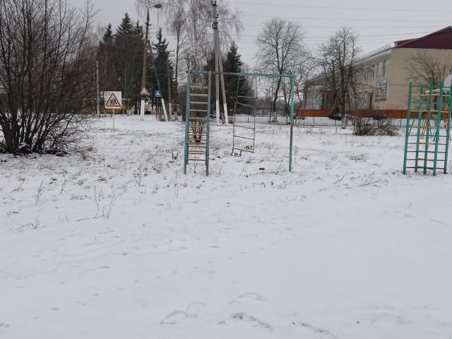 Обустройство спортивной площадки по адресу: Тепло-Огаревский район, п. Центральный, ул. Центральная, вблизи дома №9