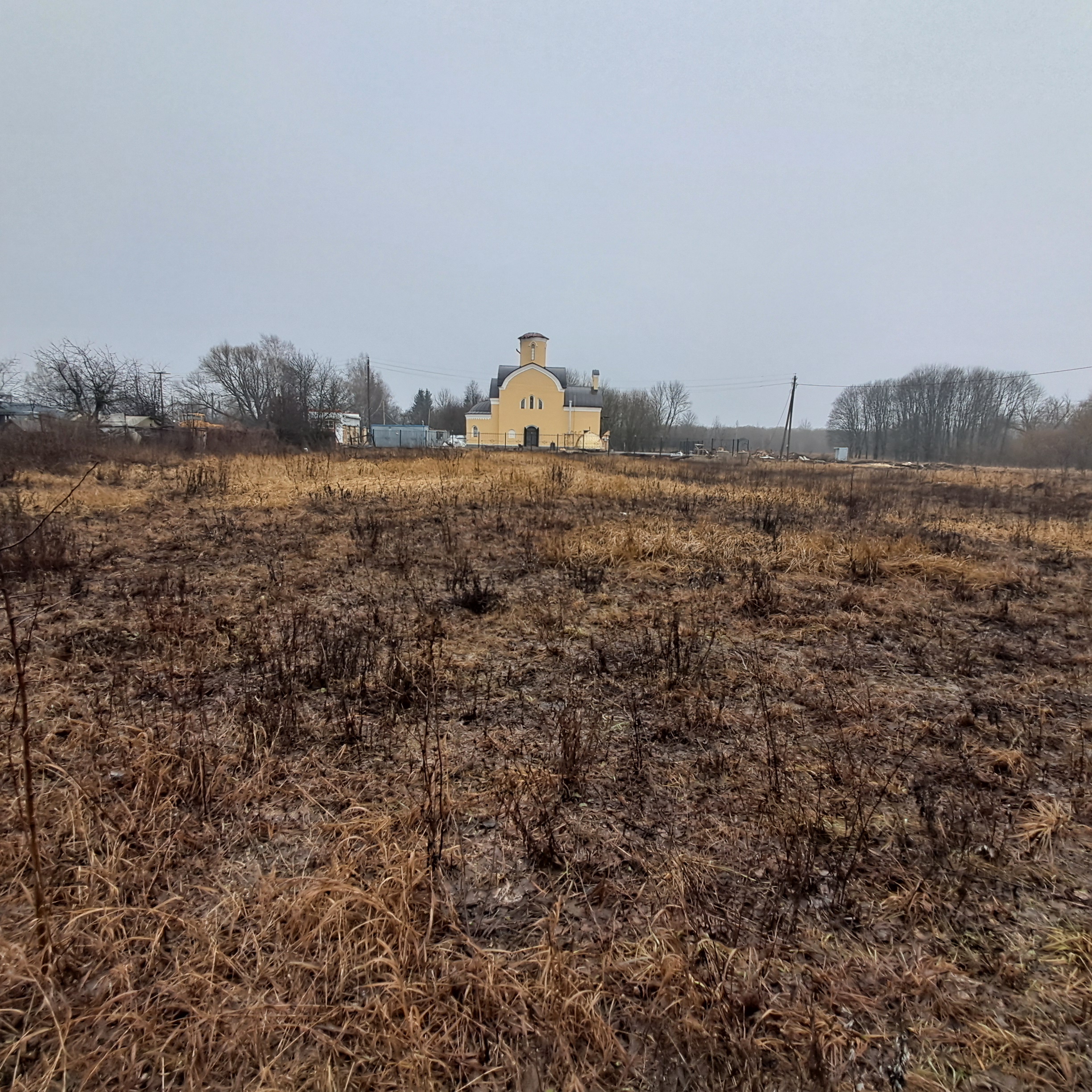 Обустройство детской площадки "Детство-детство, ты куда бежишь?" по адресу:  Плавский район, д. Новое Жуково, ул. Школьная, около дома №39