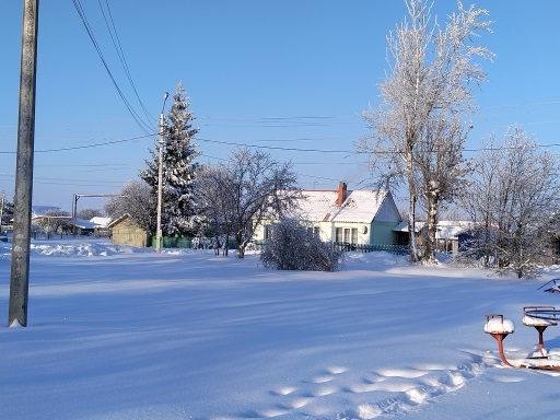 Обустройство детской игровой площадки по адресу: Новомосковский район, пос. Первомайский, ул. Школьная, д.12